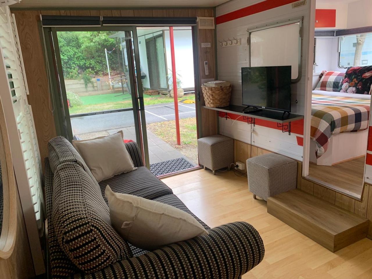 Mornington Peninsula Retro Caravans راي الغرفة الصورة