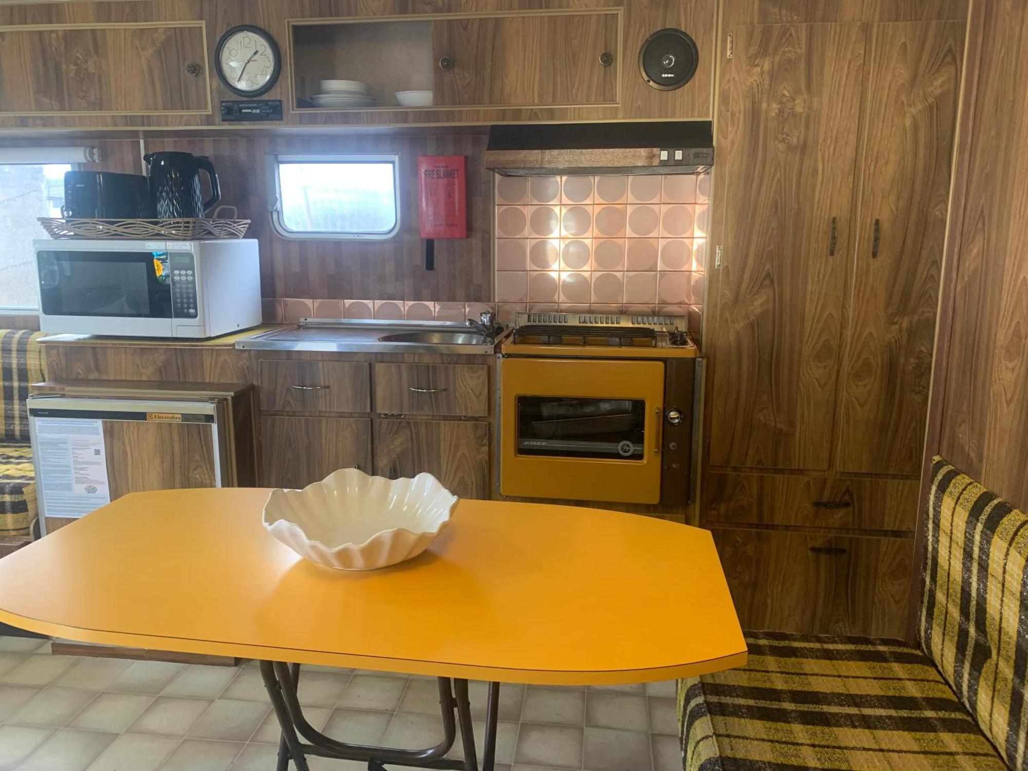 Mornington Peninsula Retro Caravans راي الغرفة الصورة